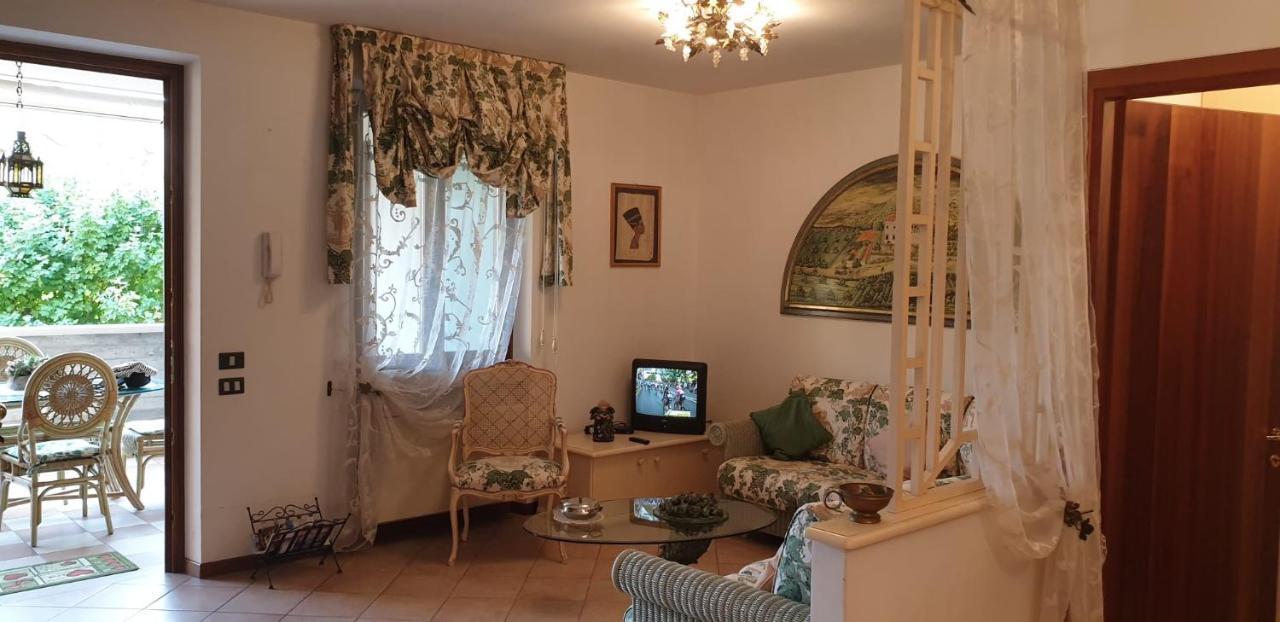 Apartment Claudia House Green Sirmione Desenzano del Garda
