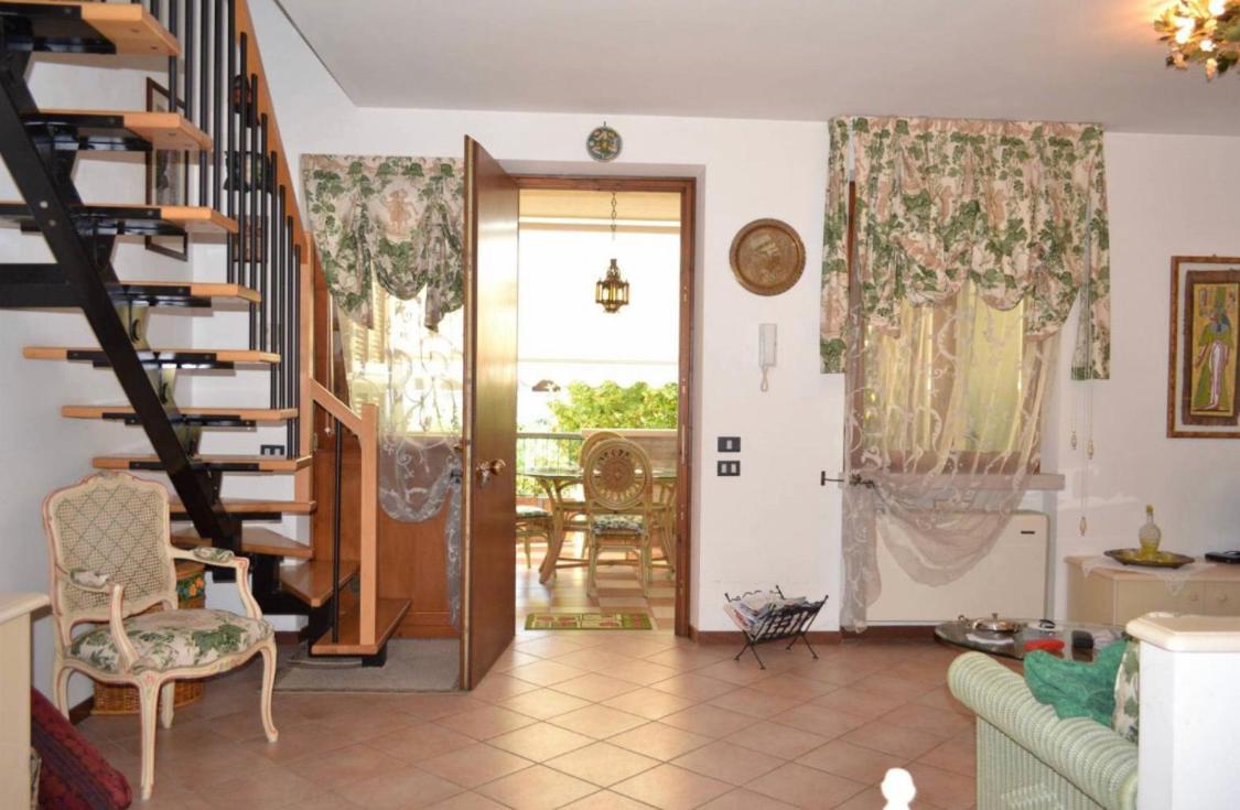 Apartment Claudia House Green Sirmione